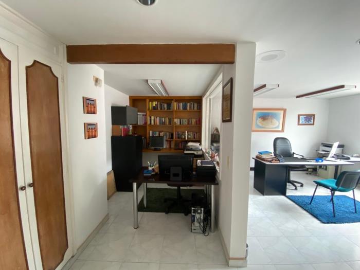 Oficina en Arriendo - Bogota, SANTA BÁRBARA CENTRAL 2557