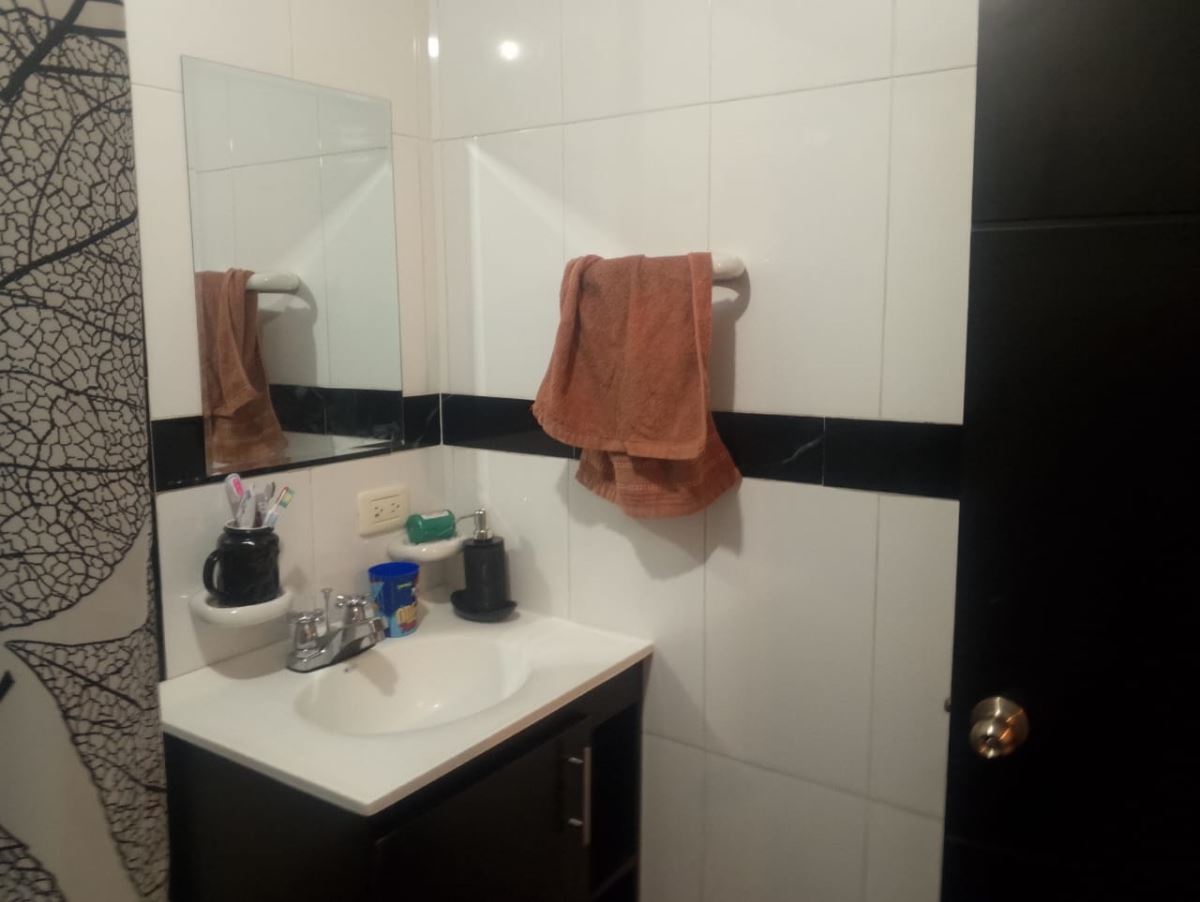 Casa en Venta - Bogota, SAN FERNANDO OCCIDENTAL 3964