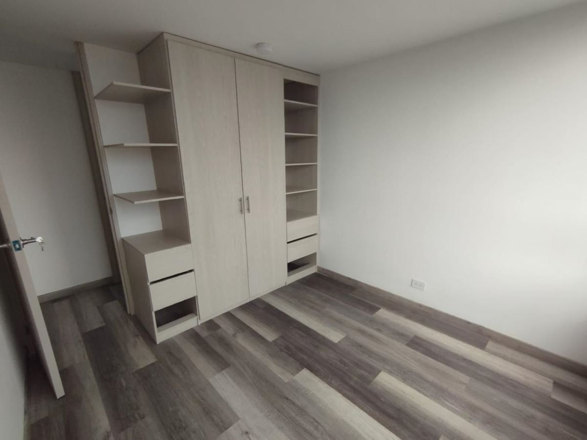 Apartamento en Arriendo - Bogota, EL REDIL 4550
