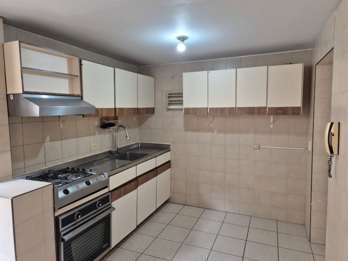 Apartamento en Arriendo - Bogota, CEDRITOS 5345