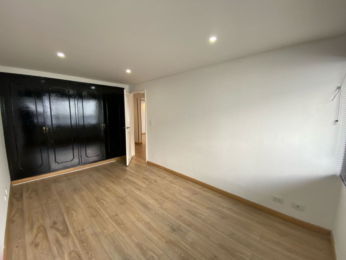 Apartamento en Arriendo - Bogota, SANTA BÁRBARA CENTRAL 4000