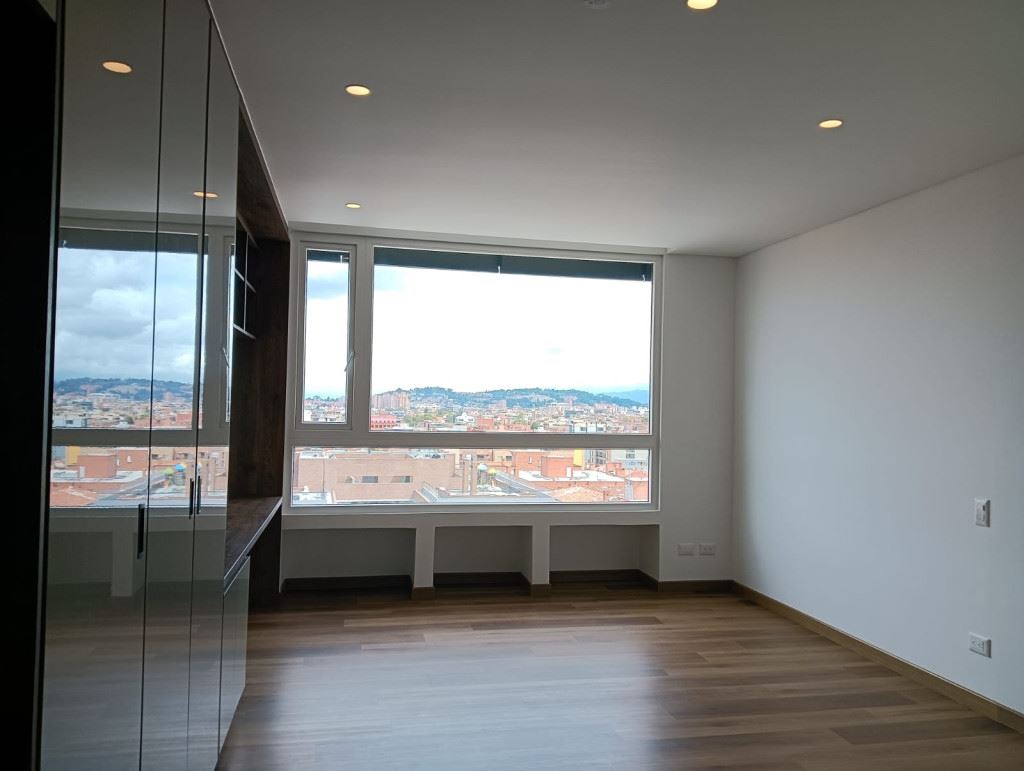 Apartamento en Arriendo - Bogota, SANTA PAULA 4714