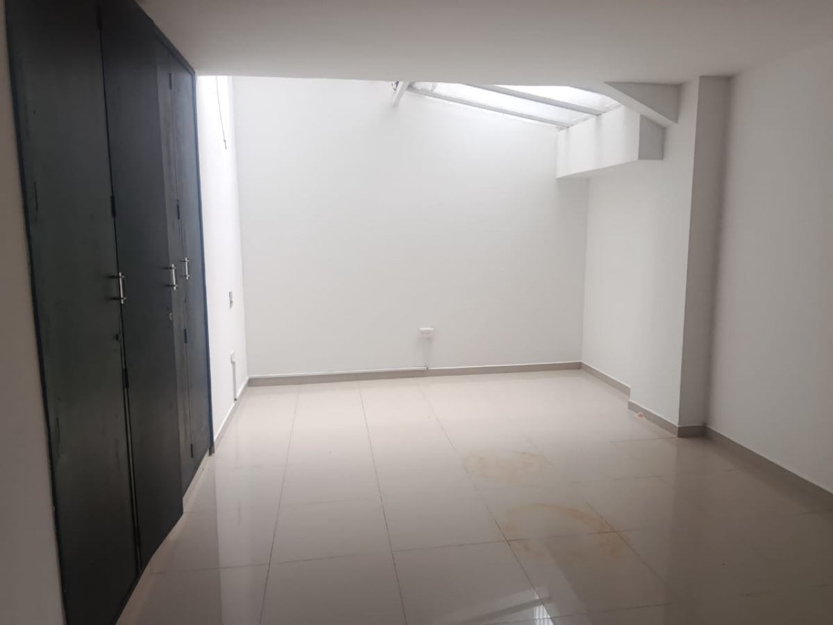 Oficina en Arriendo - Bogota, MOLINOS NORTE 6225