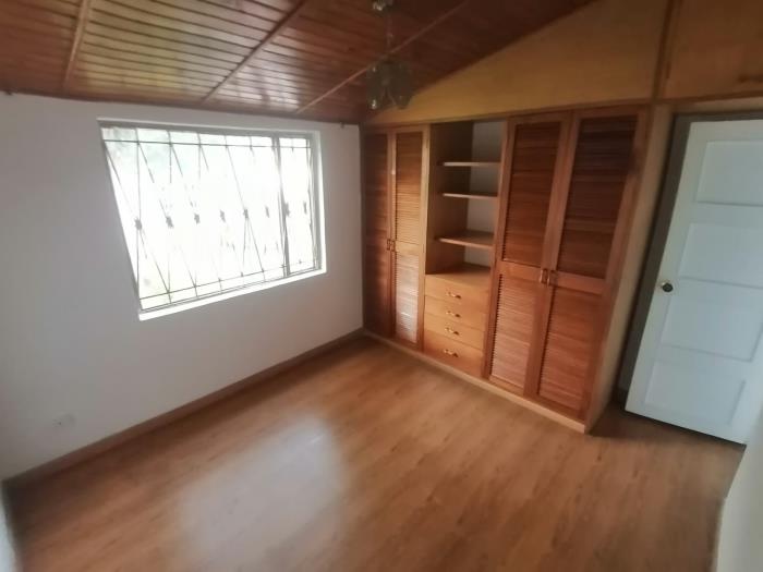 Casa en Venta - Bogota, LOMBARDIA 2000