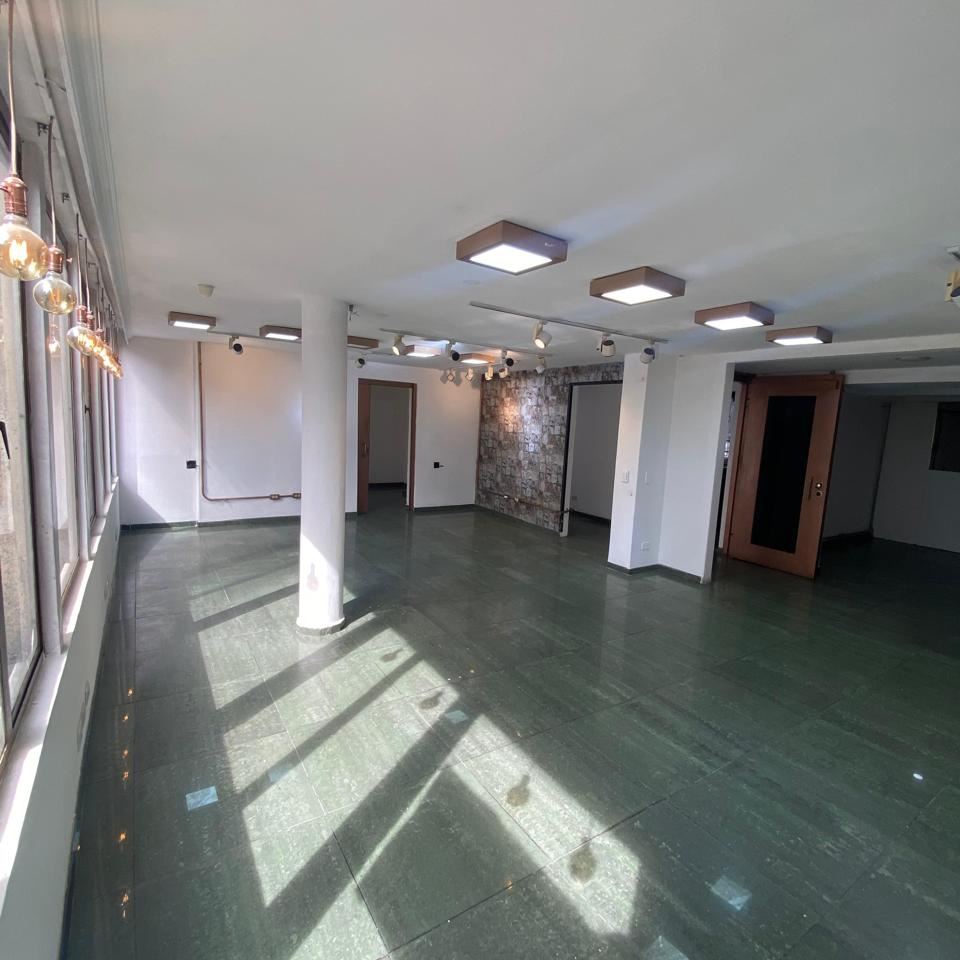 Local en Arriendo - Bogota, LA CABRERA 5879