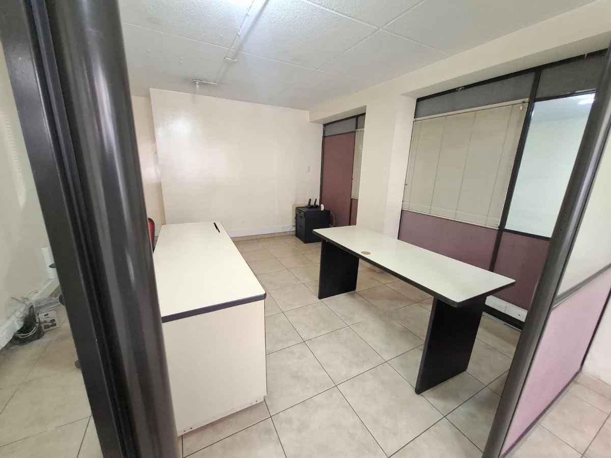 Casa en Arriendo - Bogota, SANTA ISABEL 6310