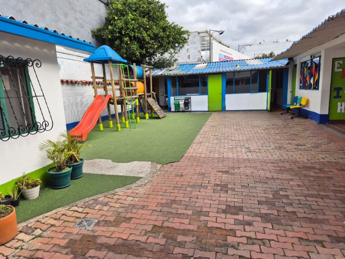 Casa en Arriendo - Bogota, CEDRITOS 4746