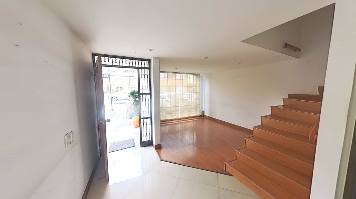 Casa en Venta - Bogota, LA PRADERA NORTE 4036