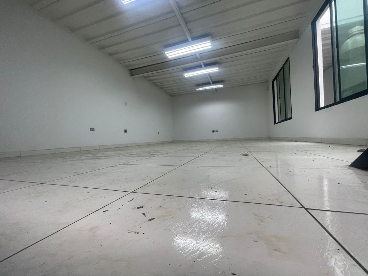 Bodegas Otro en Arriendo - Bogota, SAN FERNANDO 4586