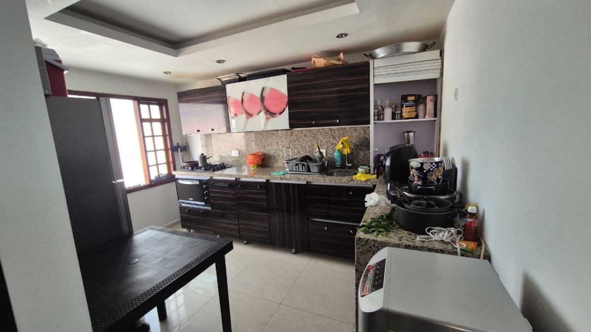Casa en Arriendo - Bogota, LOS CEDROS 5899