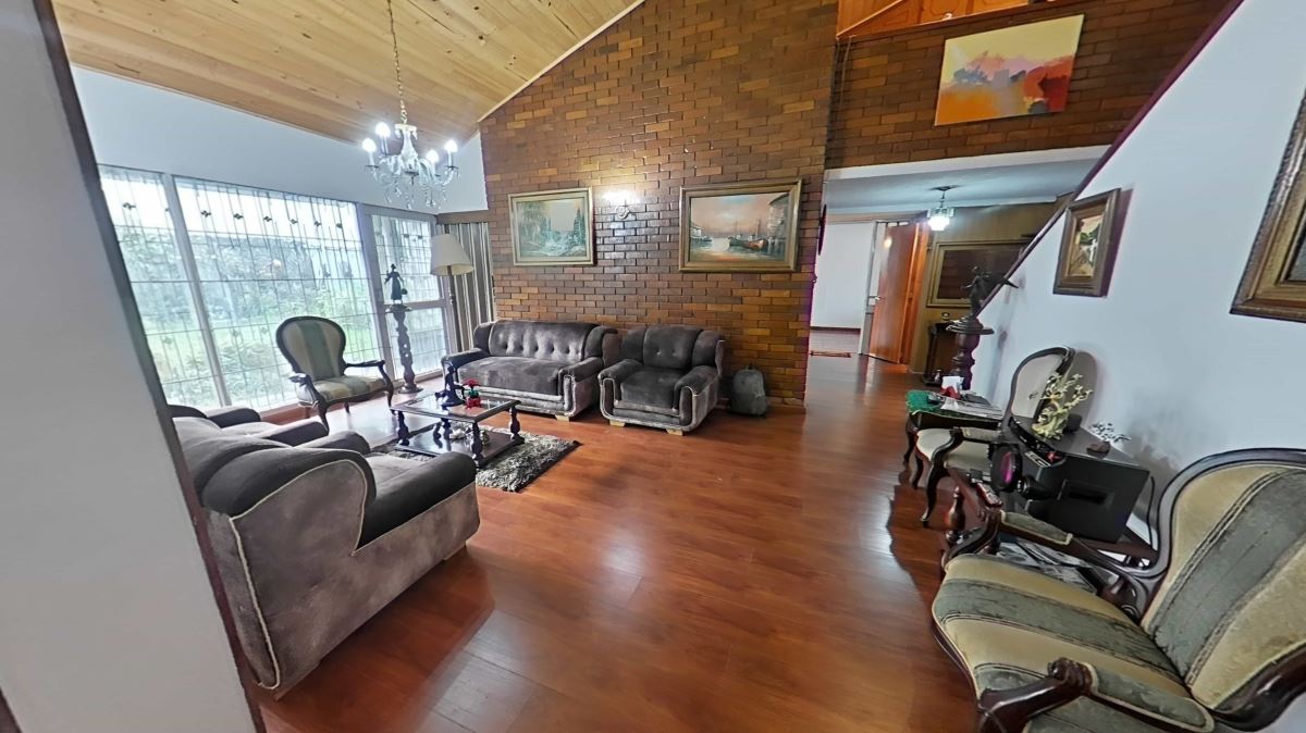Casa en Venta - Bogota, NIZA 4438
