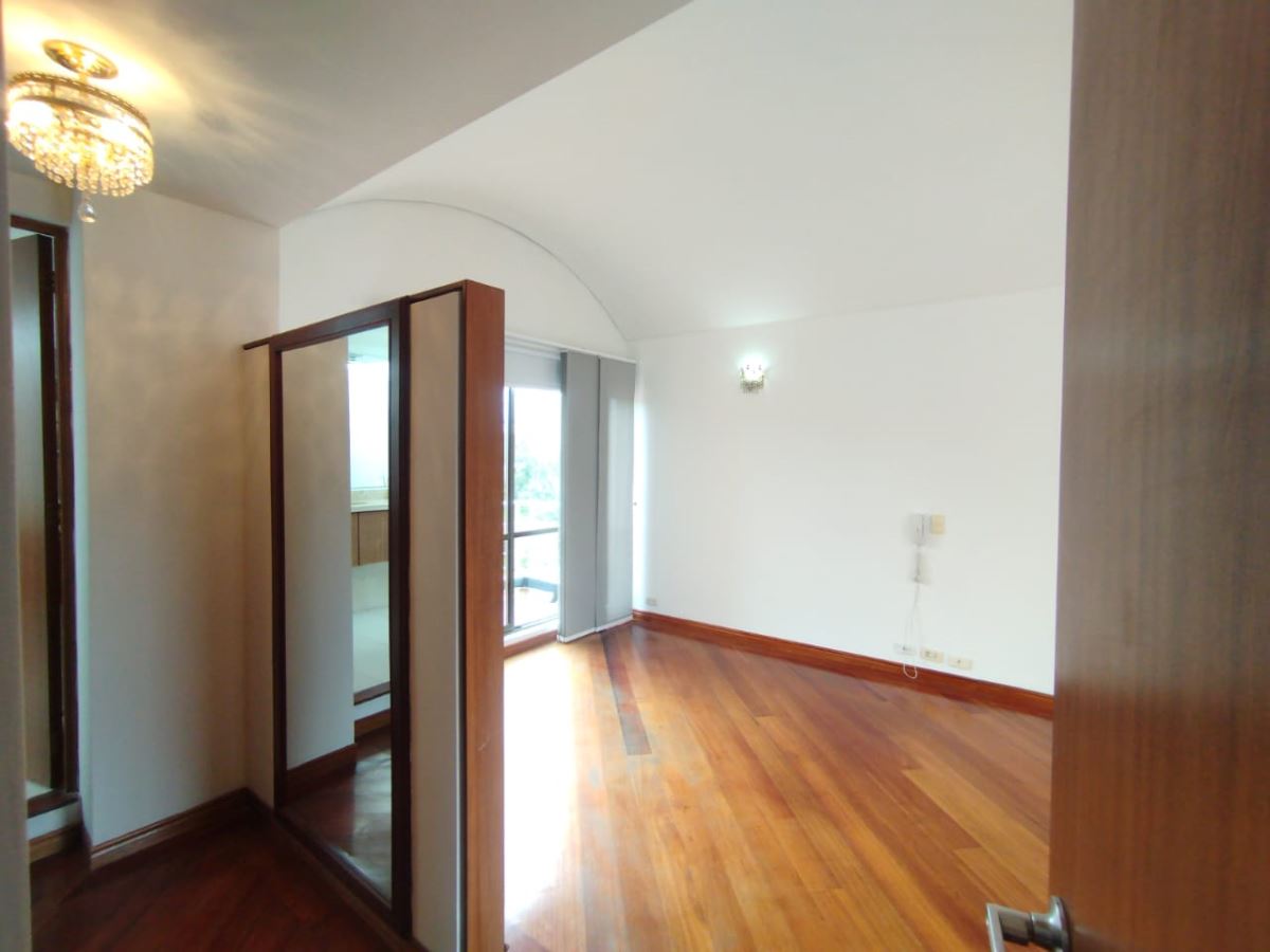 Casa en Arriendo - Bogota, IBERIA 5302
