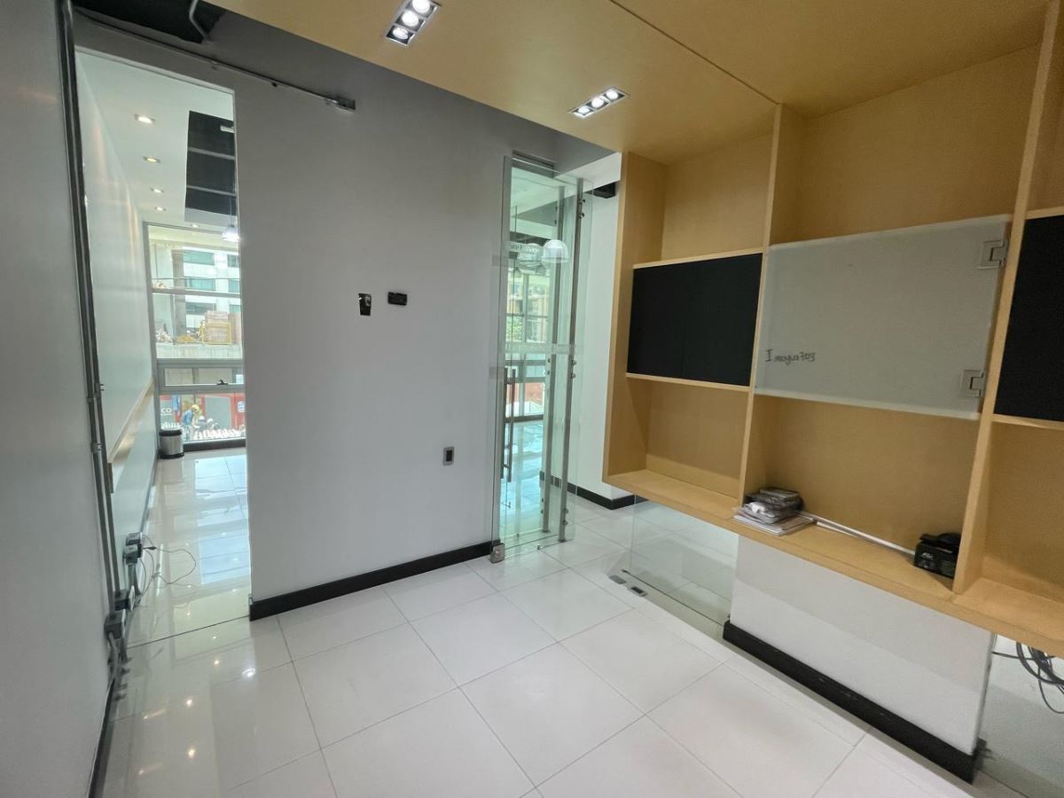 Oficina en Venta - Bogota, CHICÓ NORTE 4094