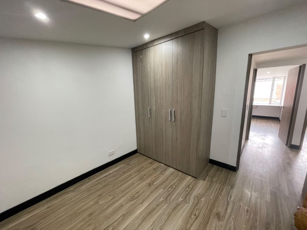 Casa en Arriendo - Bogota, PONTEVEDRA 6328