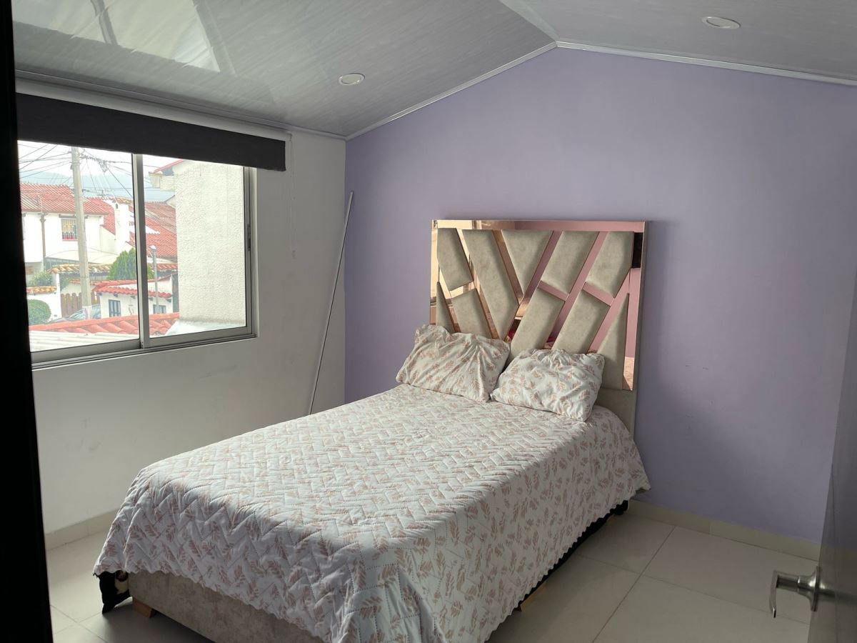 Casa en Venta - Bogota, VILLA DEL PRADO 3911