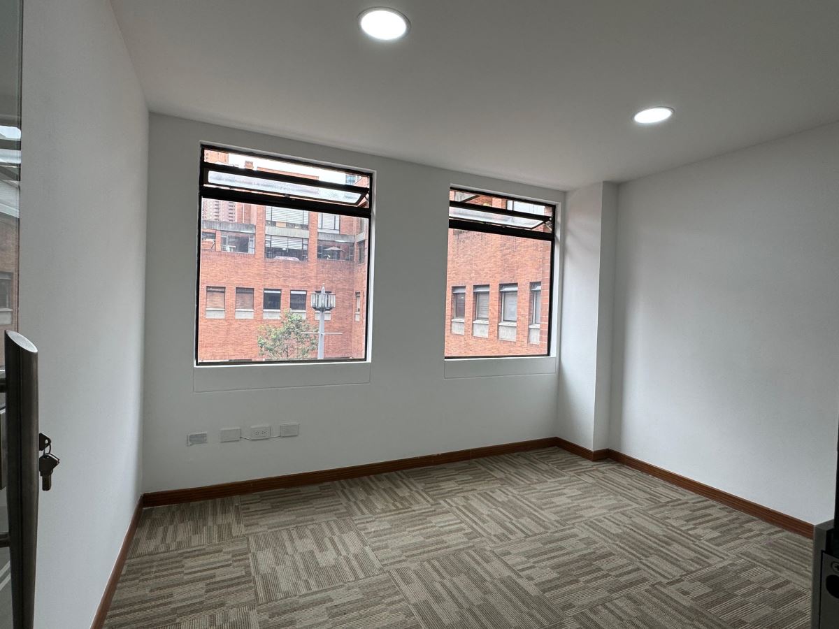 Oficina en Arriendo - Bogota, SAMPER 4953