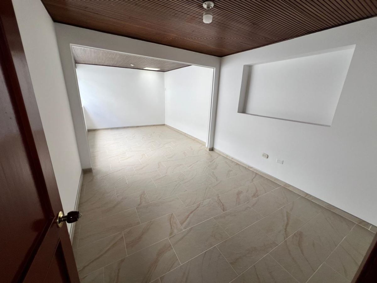 Casa en Arriendo - Bogota, SAN FELIPE 4959
