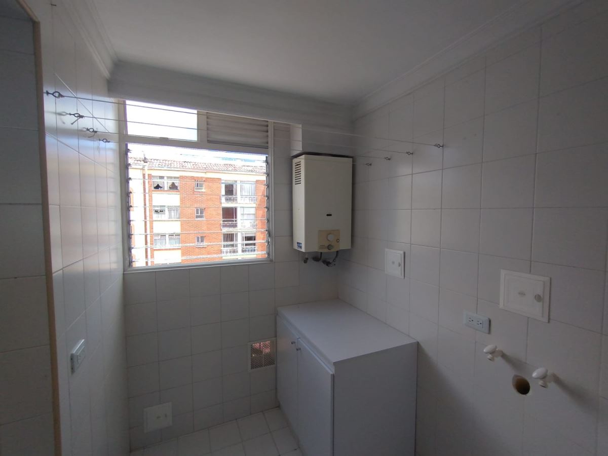 Apartamento en Arriendo - Bogota, MIRANDELA 955