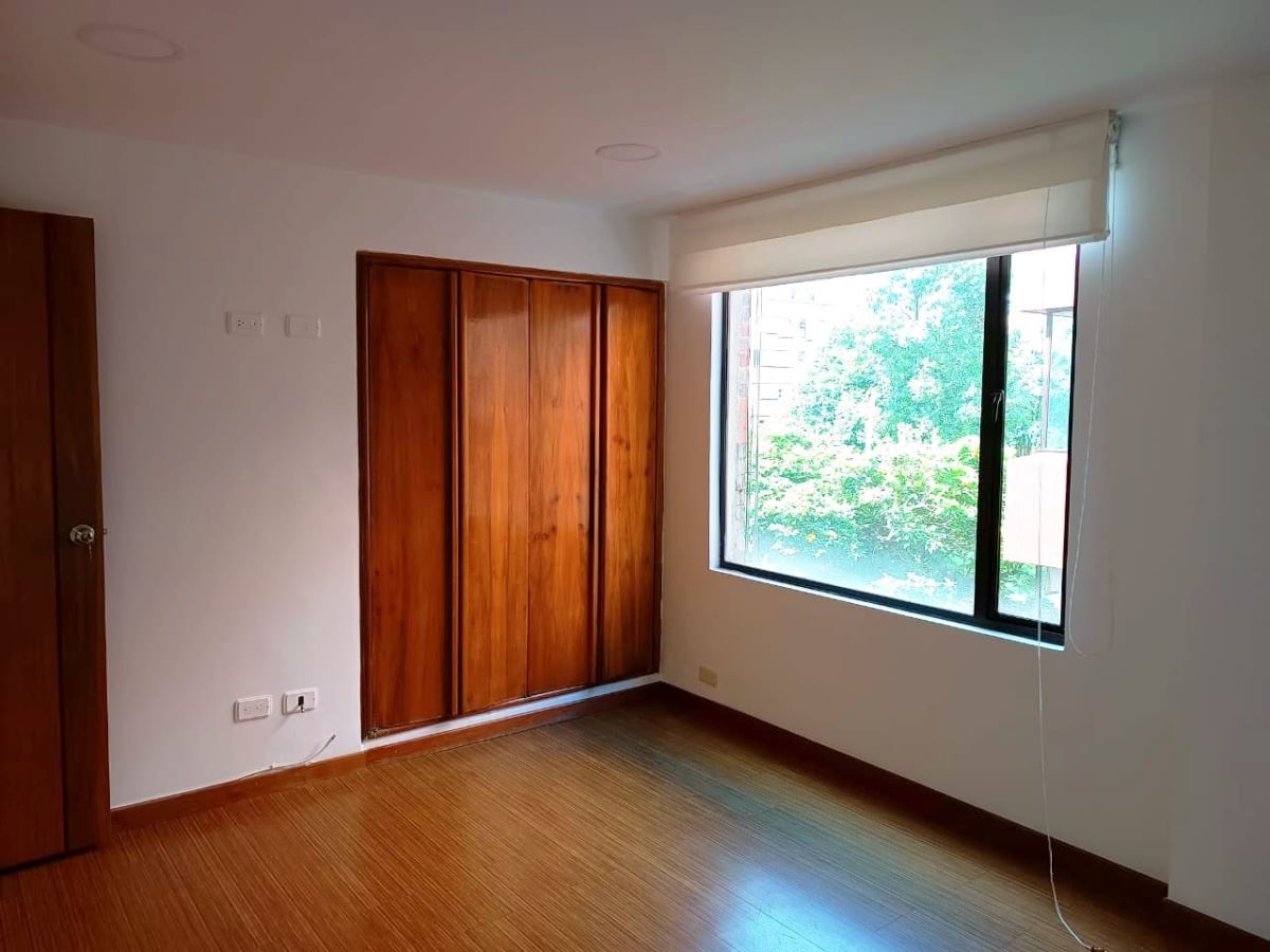 Apartamento en Arriendo - Bogota, SANTA BÁRBARA 6246