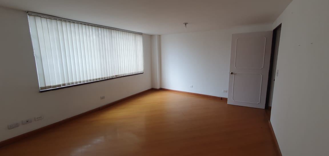 Oficina en Arriendo - Bogota, CHAPINERITO 2879