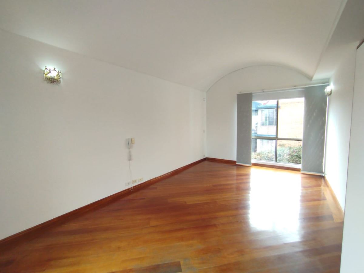 Casa en Arriendo - Bogota, IBERIA 5302