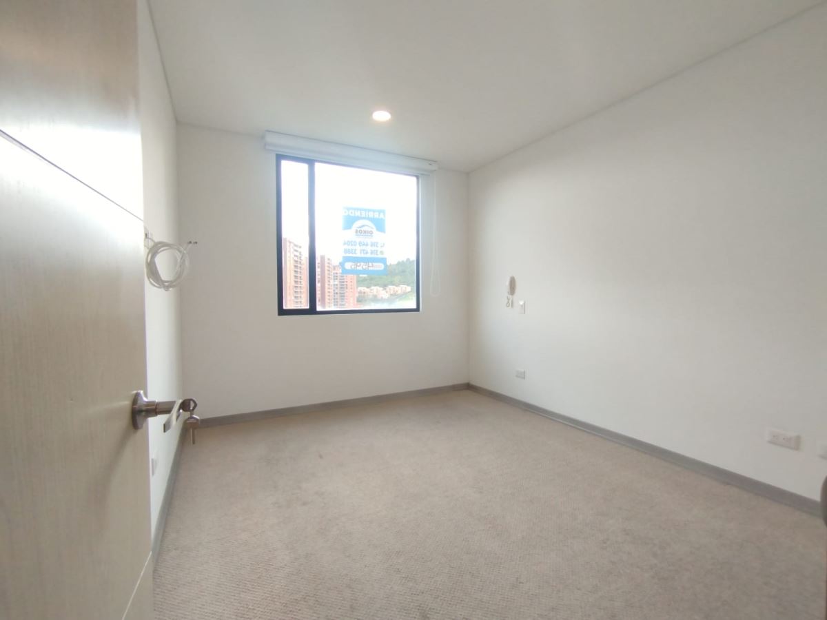 Apartamento en Arriendo - Bogota, SAN JOSÉ DE BAVARIA 4595