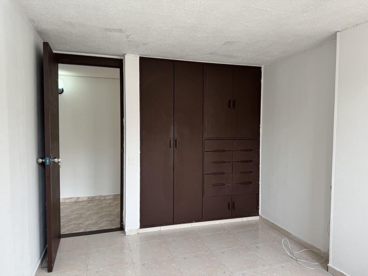 Apartamento en Arriendo - Bogota, MARLY 4457
