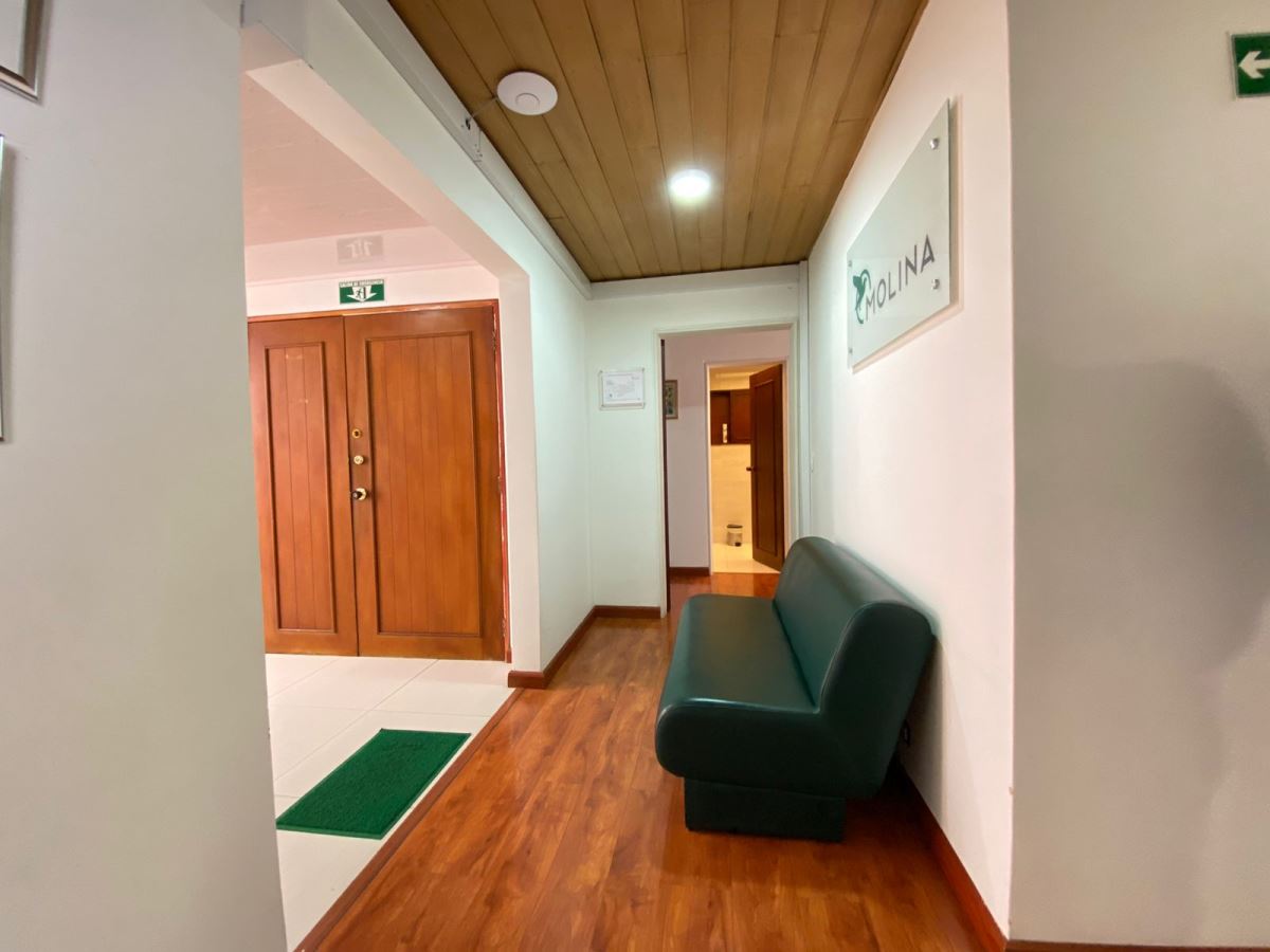 Casa en Arriendo - Bogota, SANTA BÁRBARA 3360