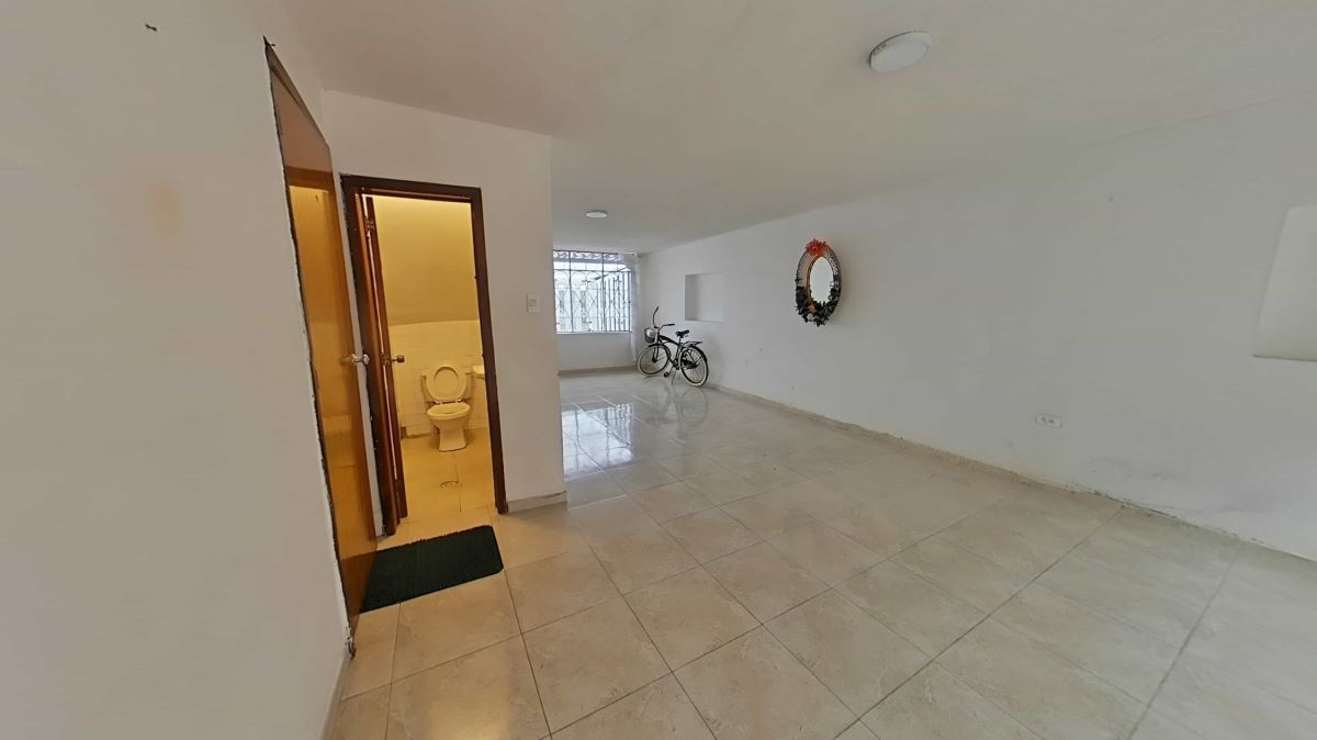 Casa en Venta - Bogota, SANTA ISABEL 4284