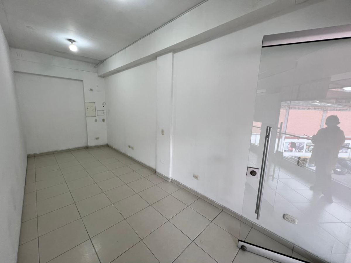 Local en Arriendo - Bogota, RICAURTE 4236
