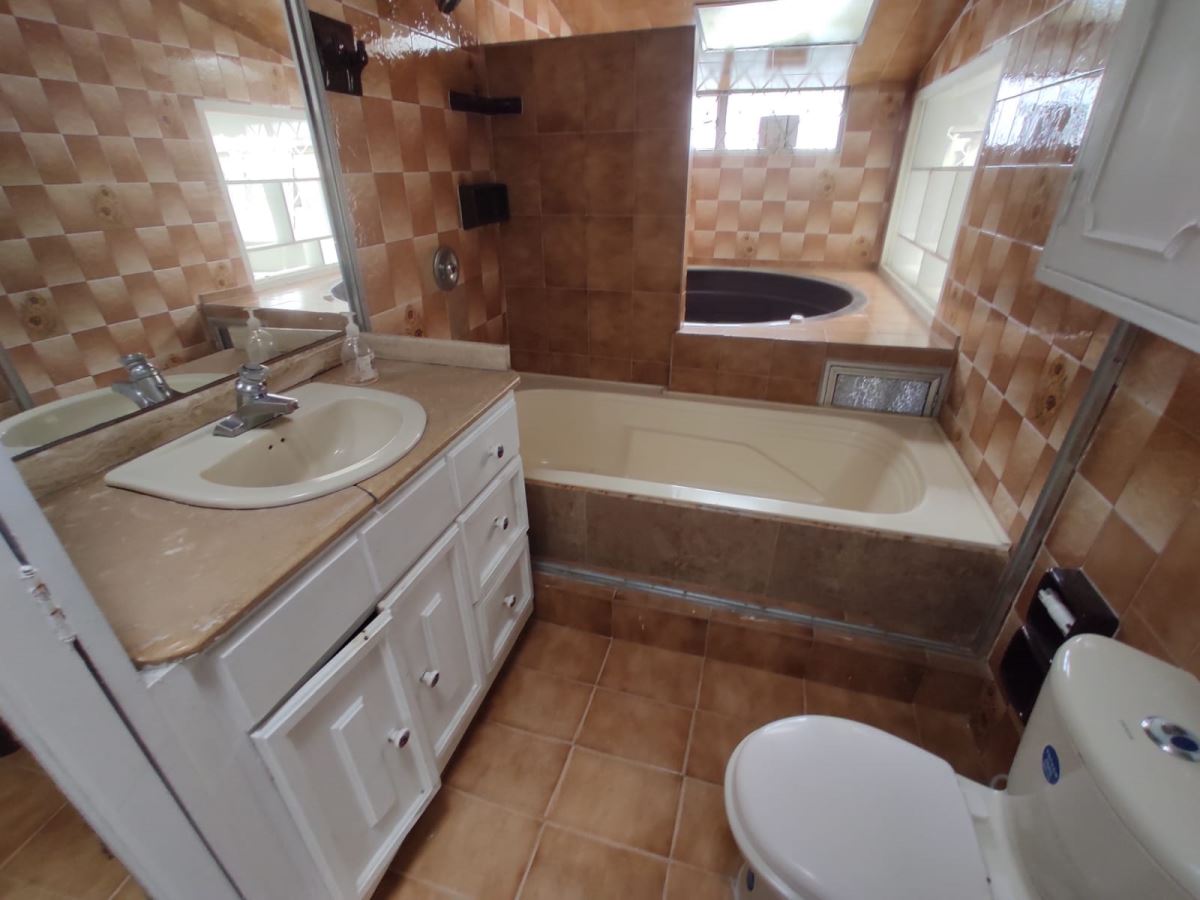Casa en Arriendo - Bogota, LA COLINA CAMPESTRE 5602
