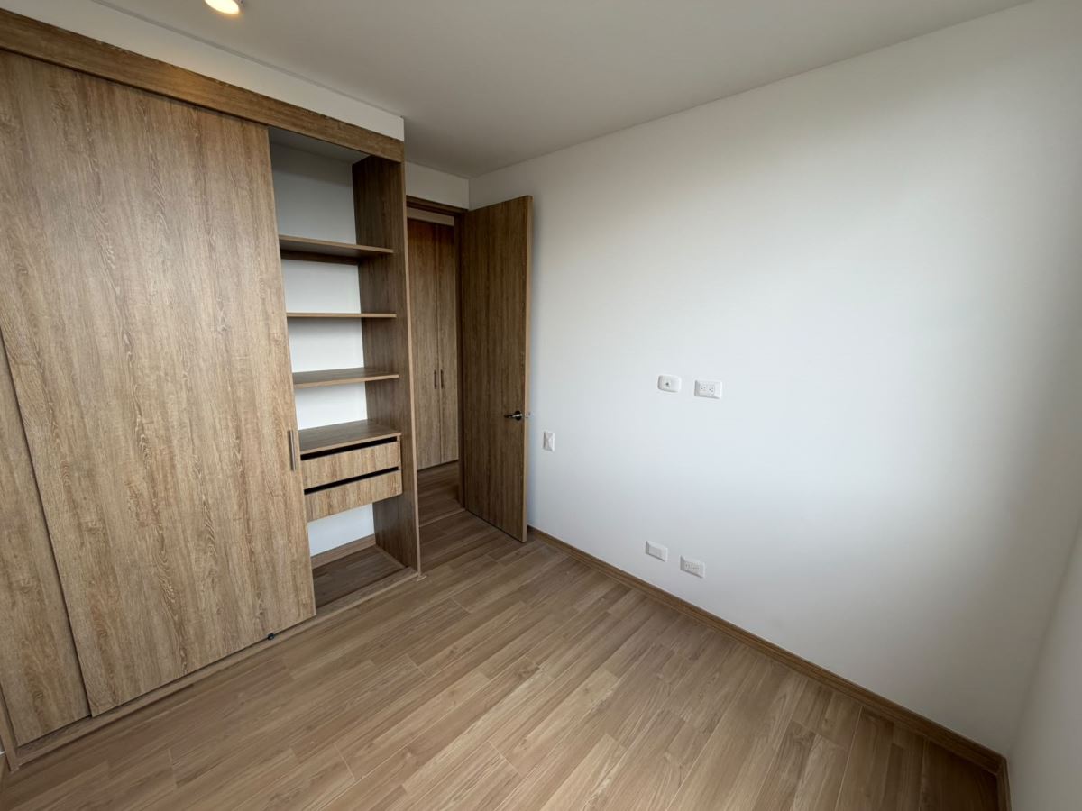 Apartamento en Arriendo - Bogota, MONTEVIDEO 6381