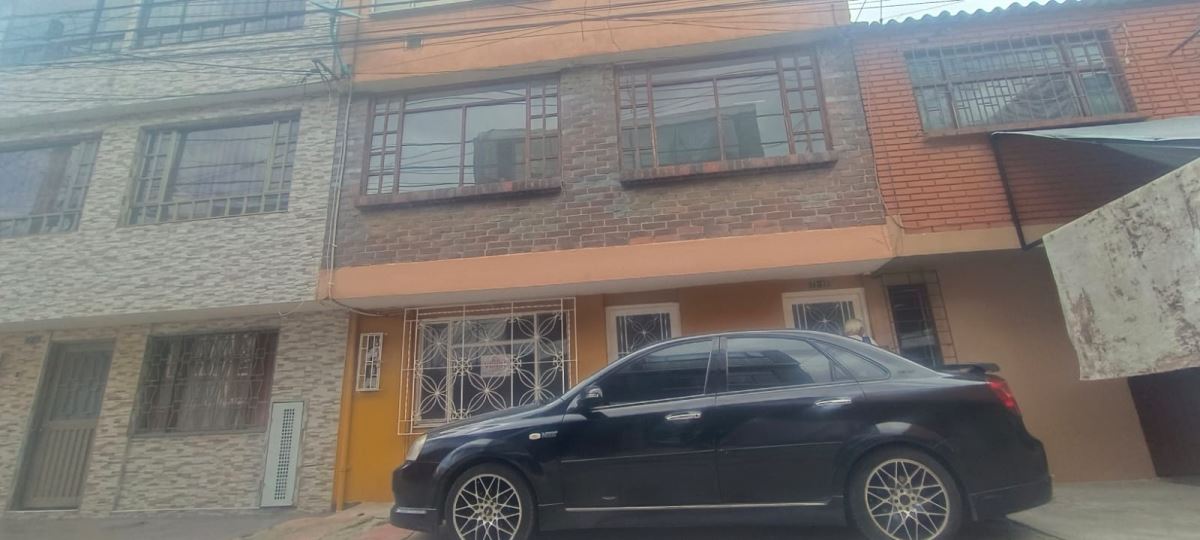 Casa en Venta - Bogota, GARCES NAVAS 6063