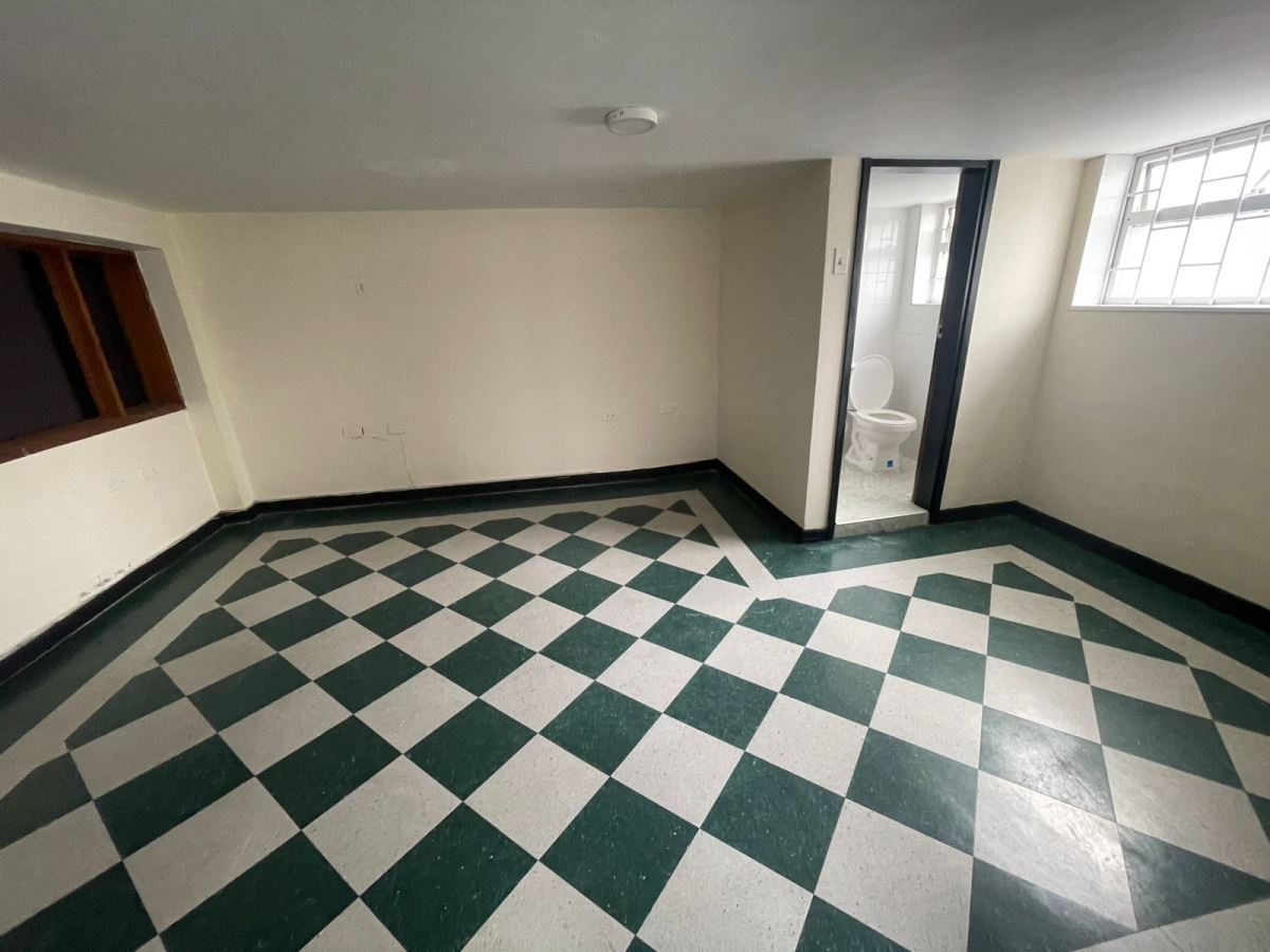 Bodegas Otro en Arriendo - Bogota, POPULAR MODELO 4257