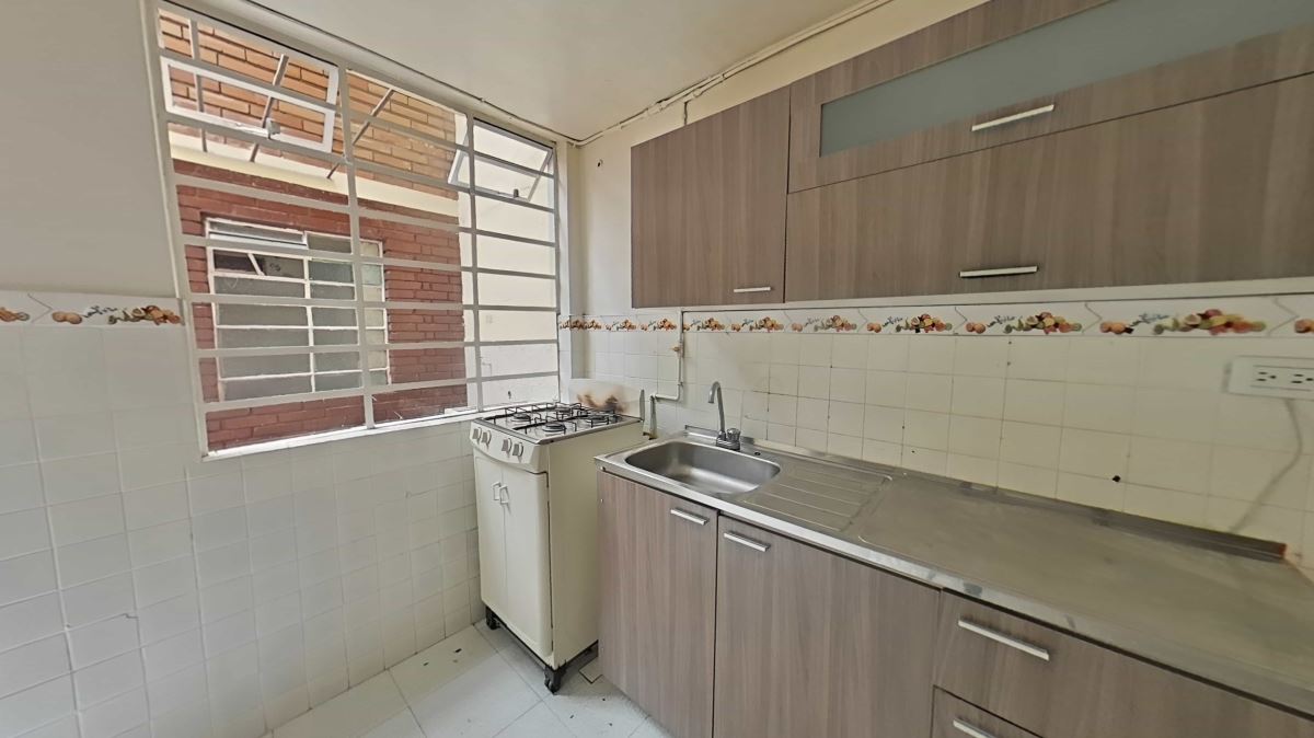 Casa en Venta - Bogota, SANTA ISABEL 4284