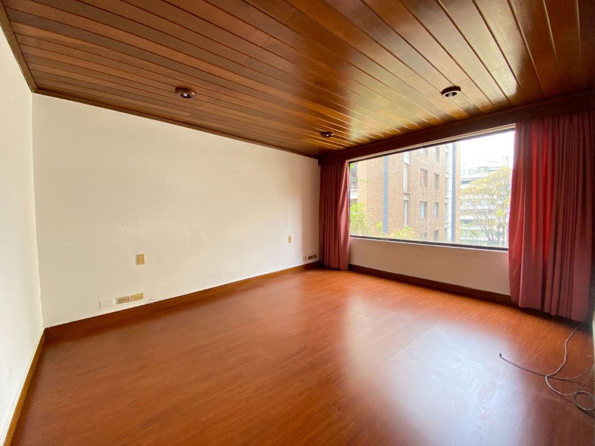 Apartamento en Arriendo - Bogota, LOS ROSALES 5617