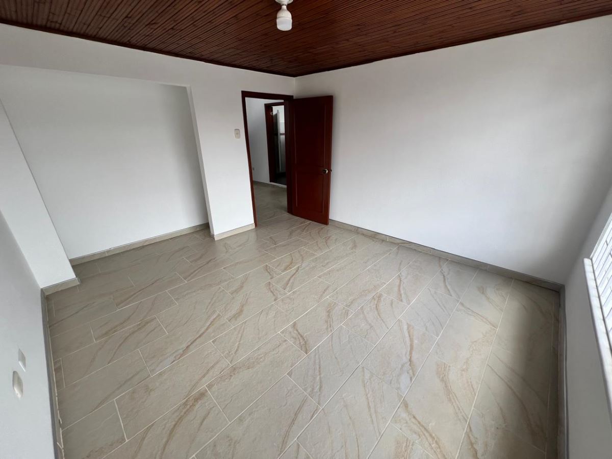 Casa en Arriendo - Bogota, SAN FELIPE 4959