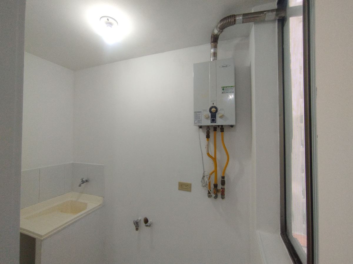 Apartamento en Arriendo - Bogota, COLINA NORTE 6164