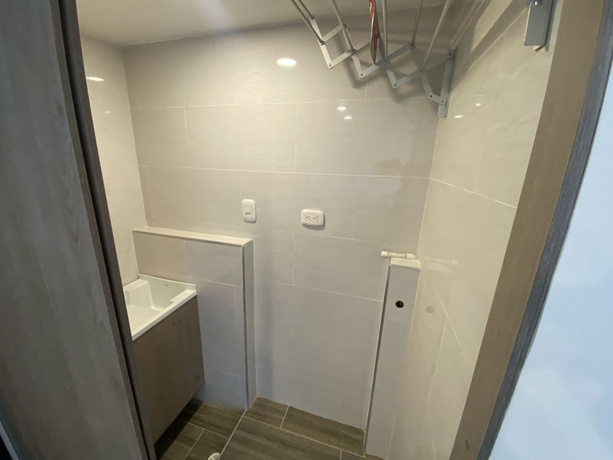 Apartamento en Arriendo - Bogota, BARRANCAS 4174