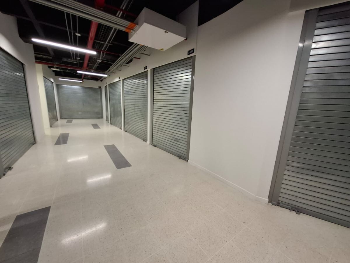 Local en Arriendo - Bogota, LA SABANA 4001
