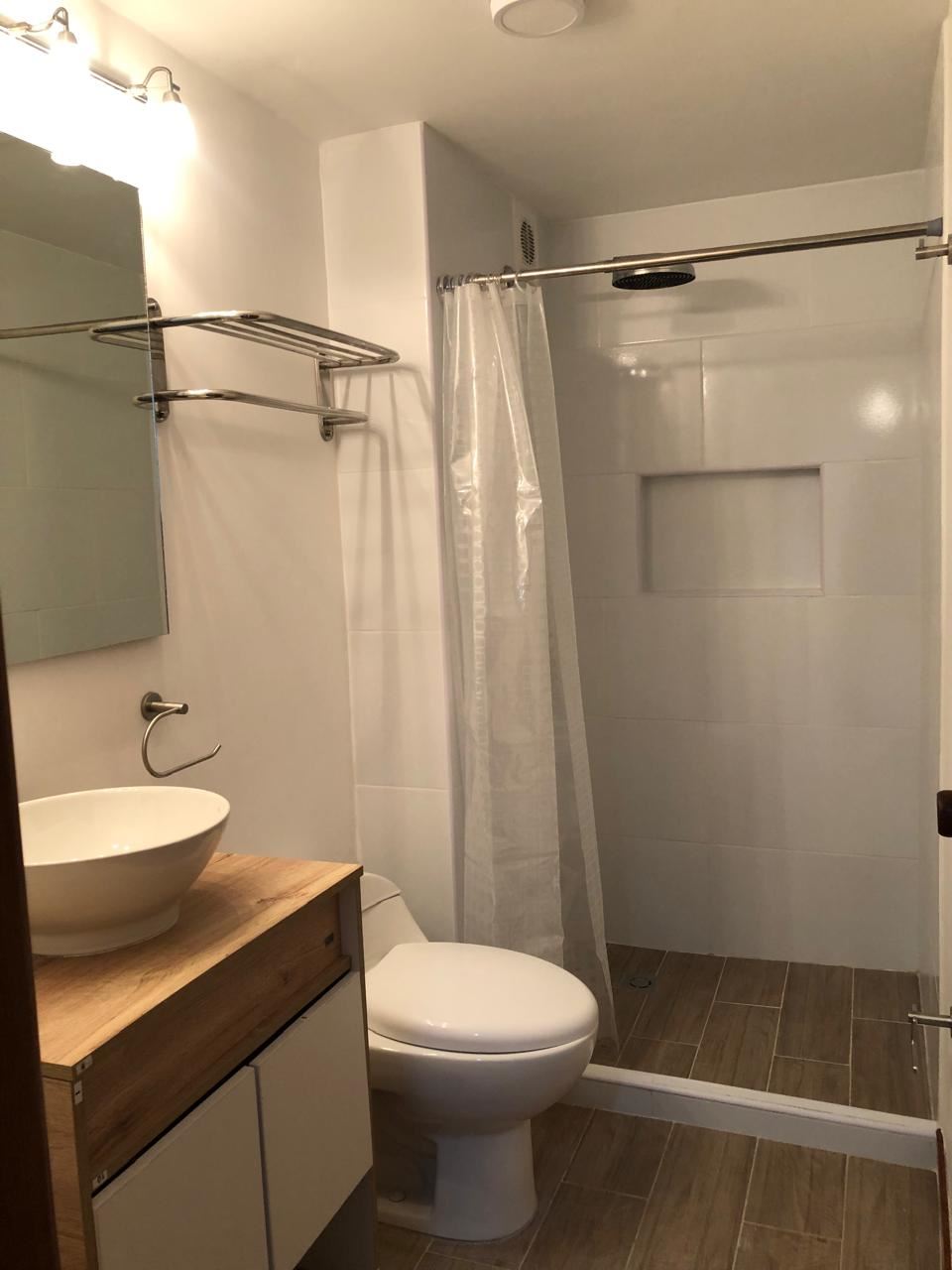 Apartamento en Arriendo - Bogota, SANTA BÁRBARA 5255