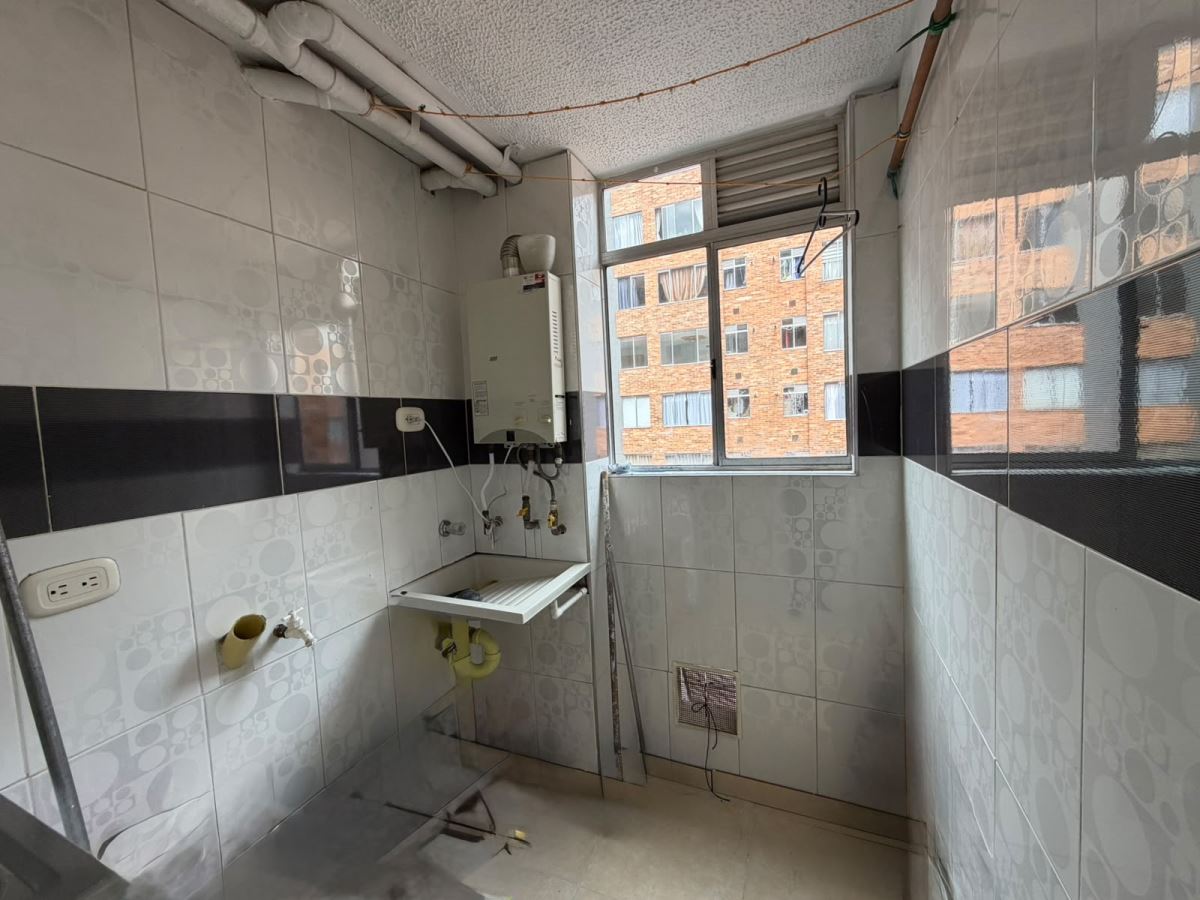Apartamento en Arriendo - Bogota, REMANSO 5853
