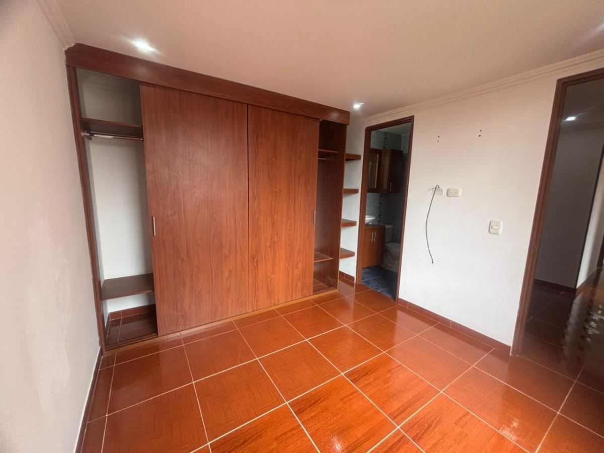Apartamento en Venta - Madrid, SERREZUELA 4987