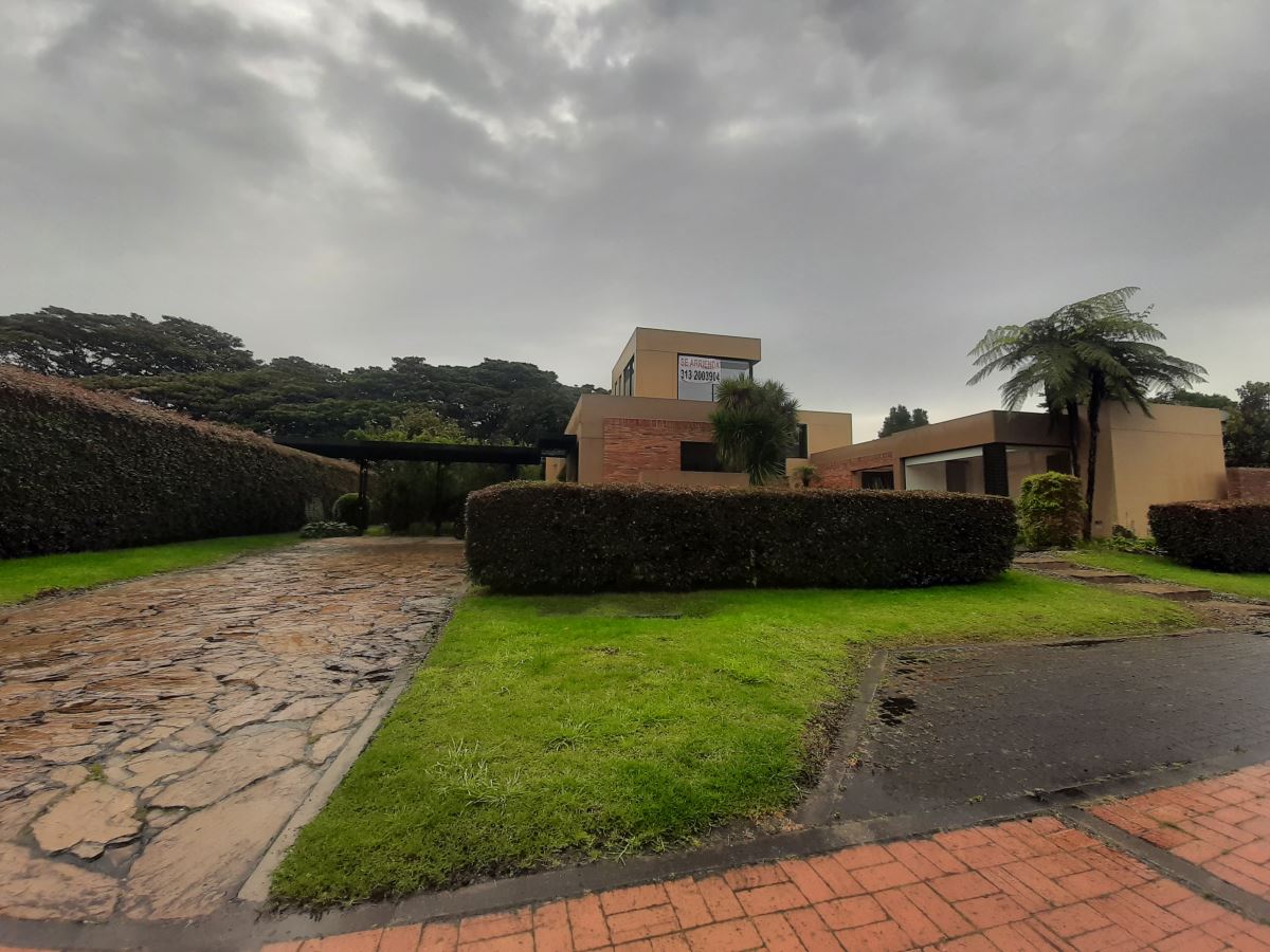 Casa en Arriendo - Bogota, QUINTA MUTIS 4200
