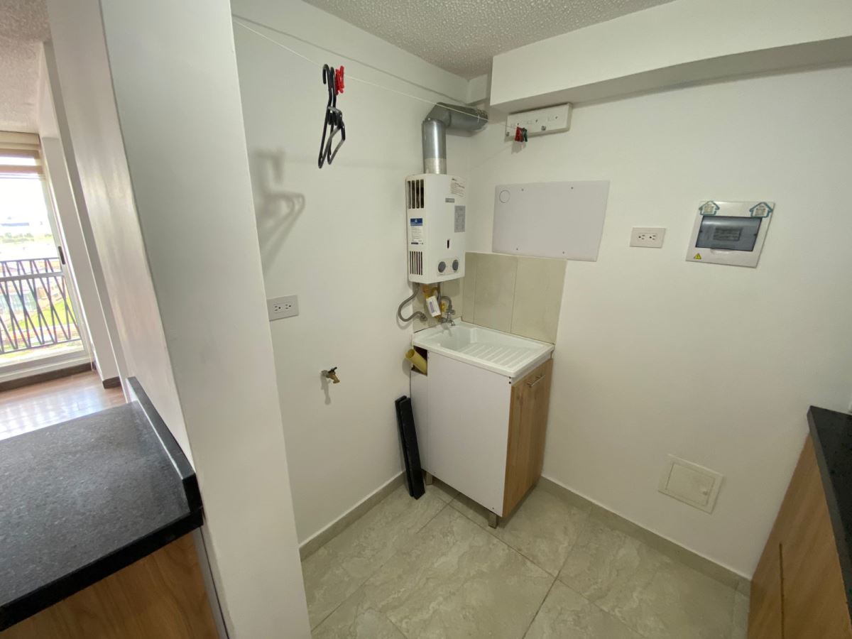 Apartamento en Arriendo - Bogota, LAS BRISAS 3767
