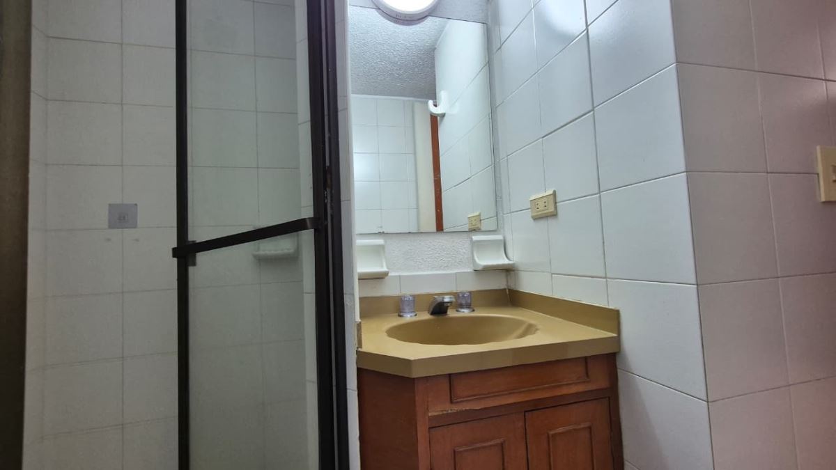 Apartamento en Arriendo - Bogota, CEDRITOS 6209