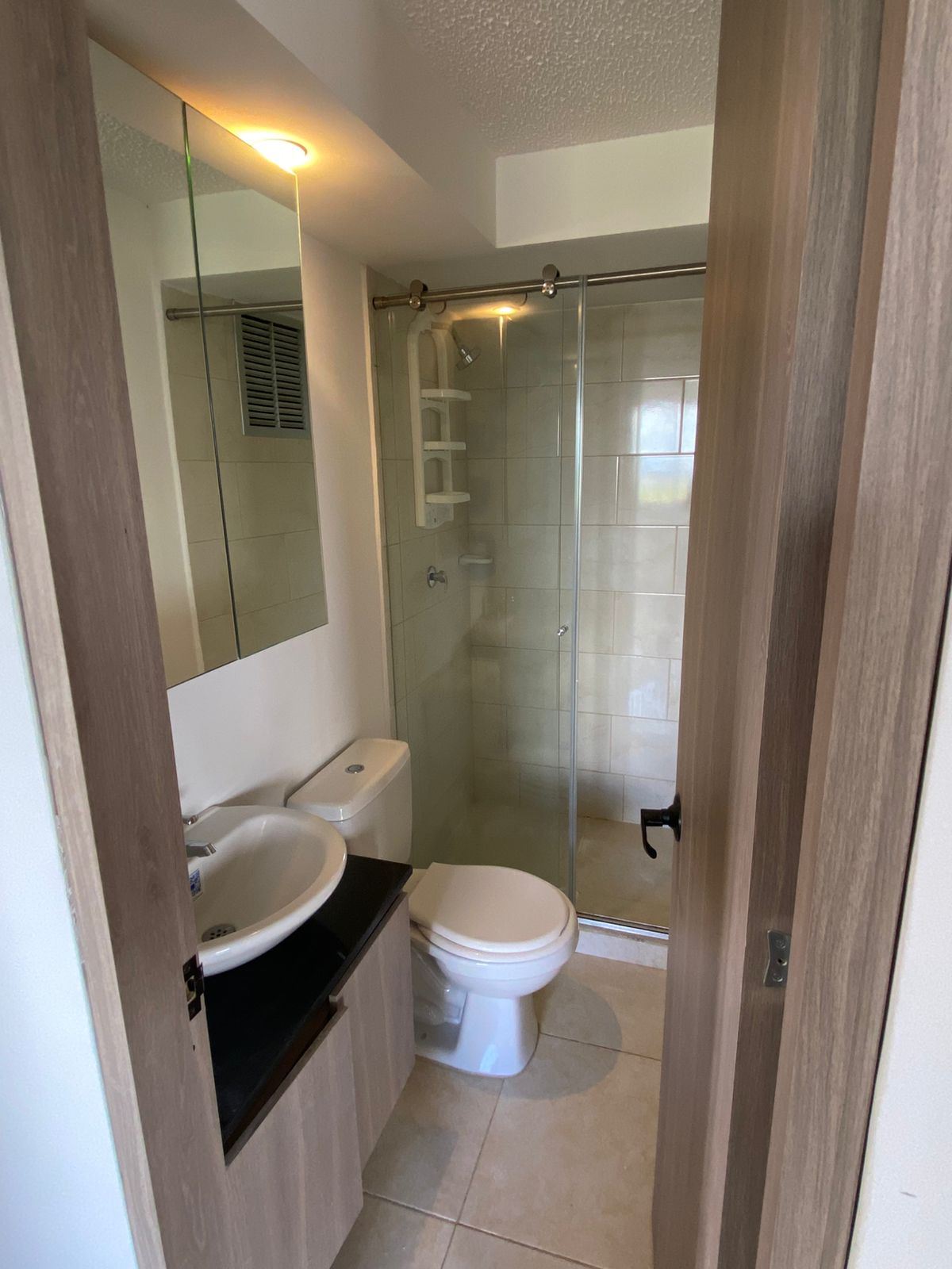 Apartamento en Arriendo - Bogota, LAS BRISAS 3767