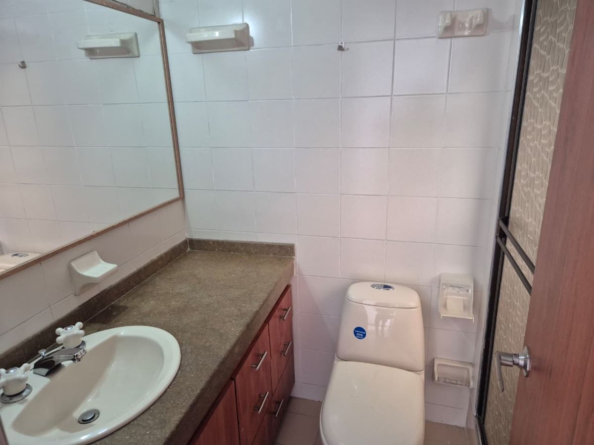 Apartamento en Arriendo - Bogota, SANTA TERESA 2140