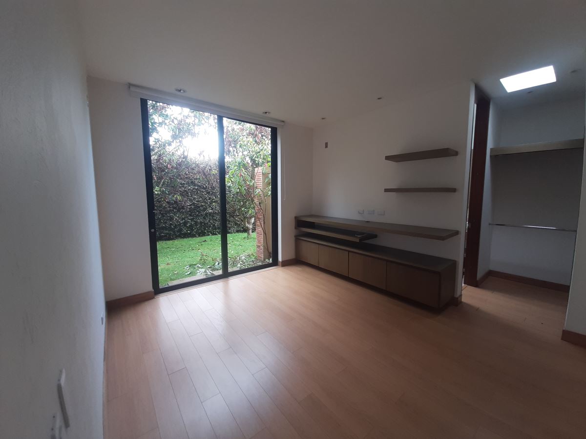 Casa en Arriendo - Bogota, GUAYMARAL 4738