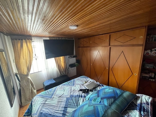 Casa en Venta - Bogota, TUNA BAJA 1725